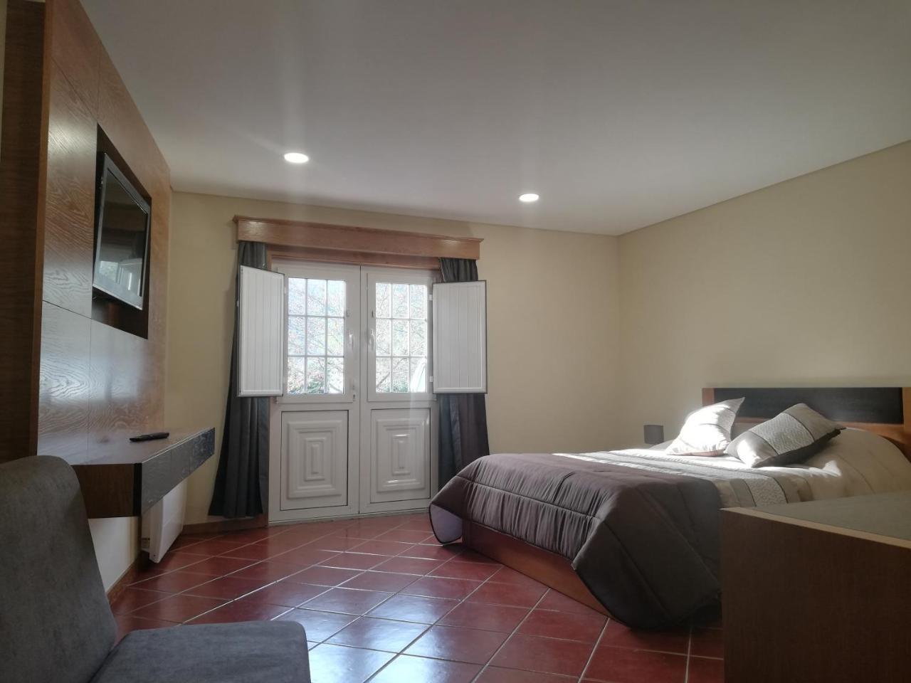 Villa Casinha Dos Cubos Geres Exterior foto